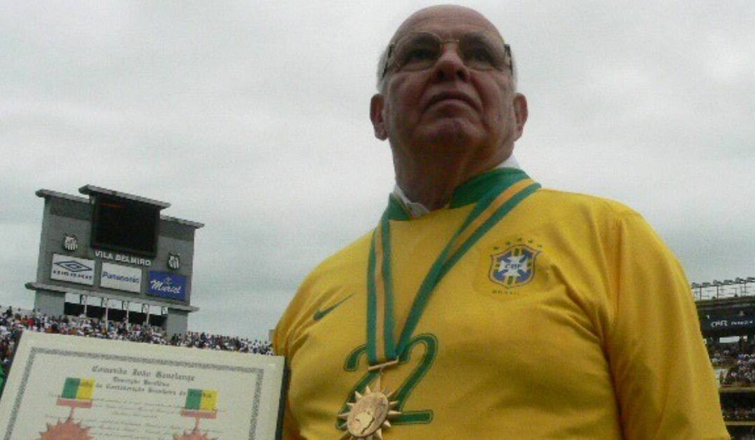 Craques Eternos: Pepe, o “Canhão da Vila” que Conquistou Duas Vezes o Mundo!
